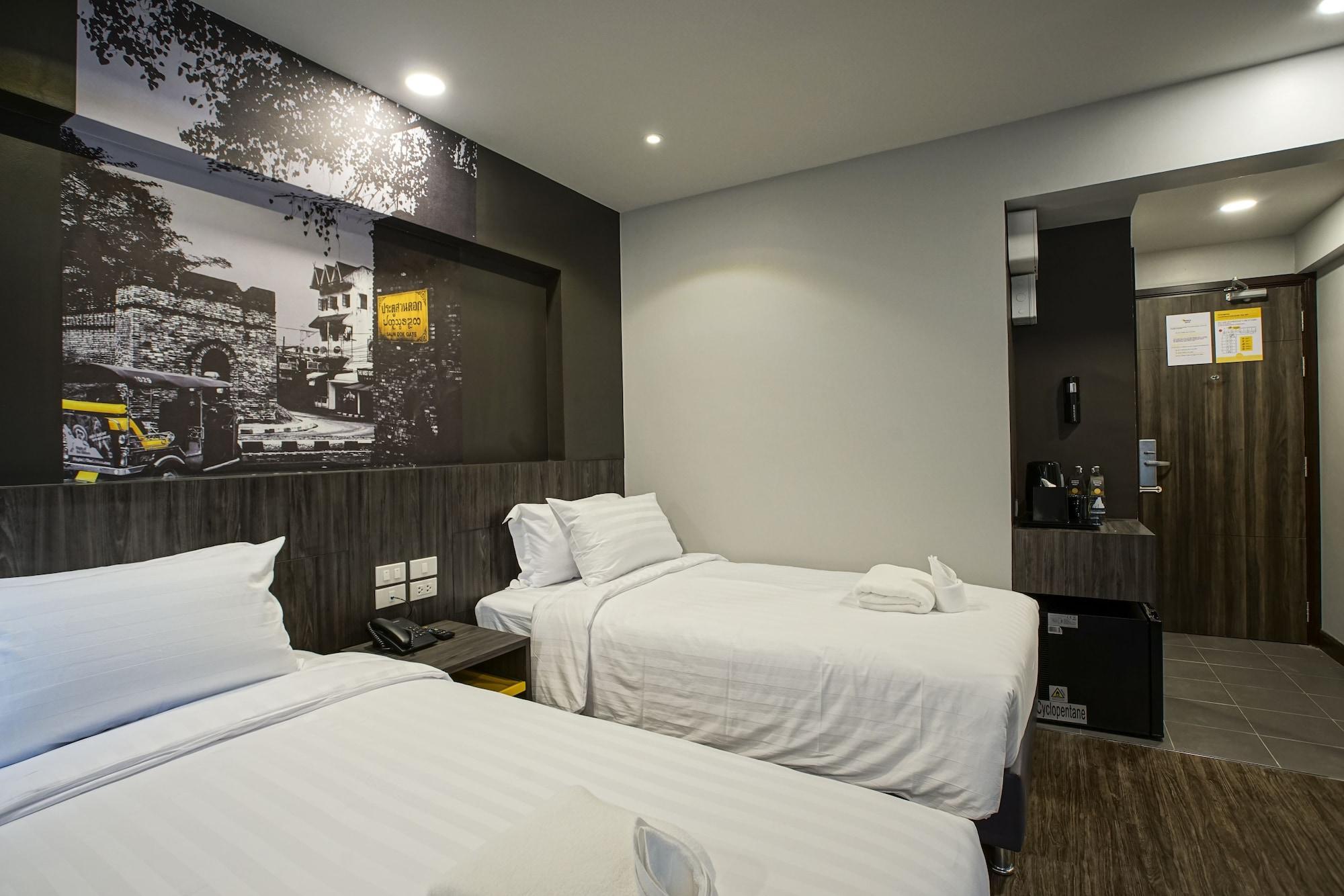 Sleep Mai Thapae Chiang Mai Old City Lifestyle Hotel Bagian luar foto